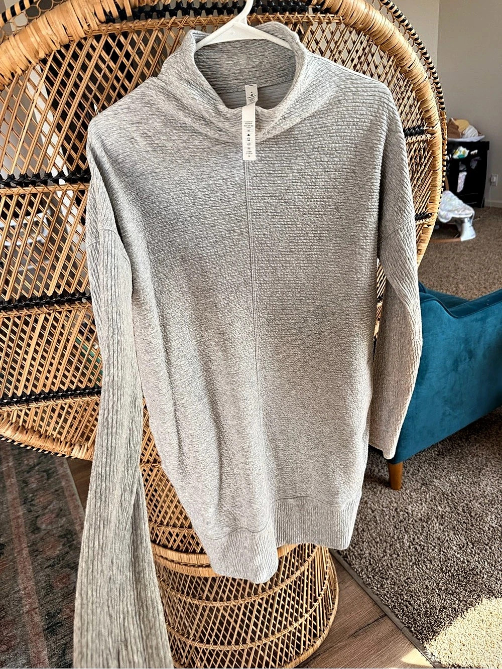 lululemon Textured Funnel-Neck Pullover Gray Turtleneck Sweater dress Size 6